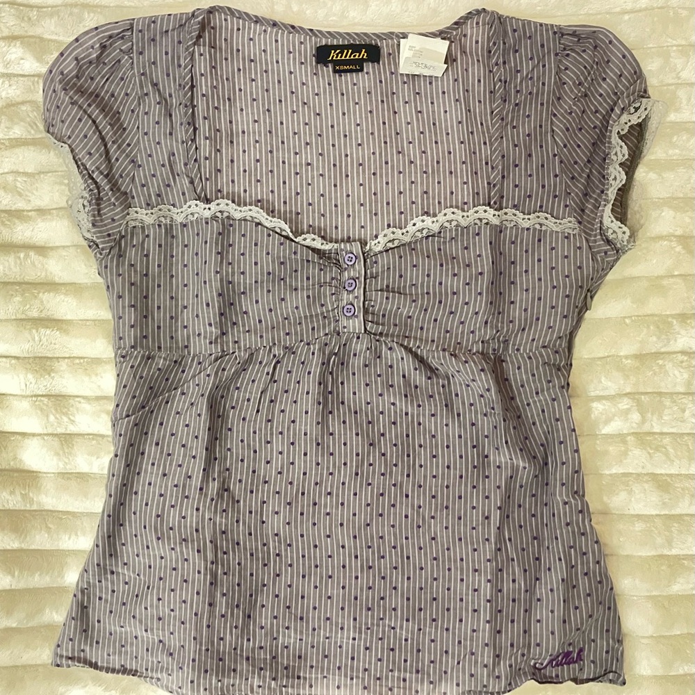 SOLD Light Purple Fitted Ruffled Blouse with Buttoned Front